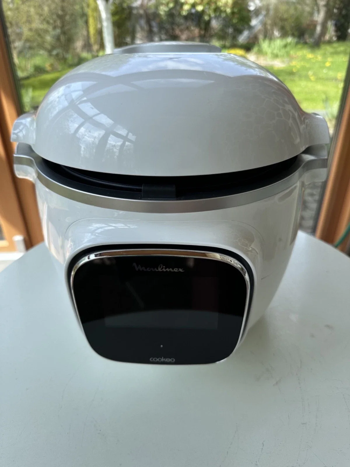 Moulinex Cookeo Touch - Multifunktions-Kochroboter 6L - Weiss